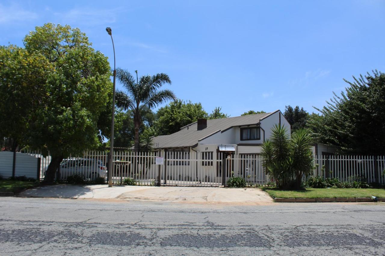 Reizigers Rusten Kempton Park Exterior foto